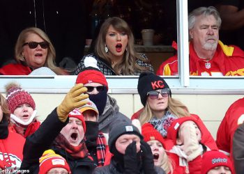 Prijatelj Travisa Kelcea otkriva najgoru stvar u vezi s Taylor Swift gledajući igru ​​Kansas City Chiefs