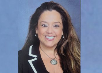 Puške, alkohol i bijela laži: Unutar ‘mjesečnih’ zabava koje je ravnatelj škole na Floridi navodno održao za tinejdžere