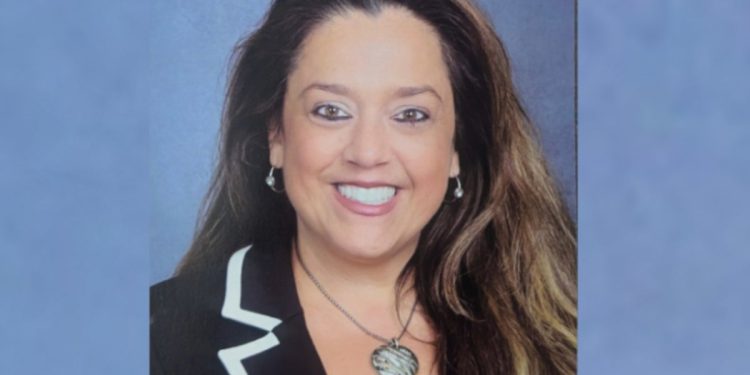 Puške, alkohol i bijela laži: Unutar ‘mjesečnih’ zabava koje je ravnatelj škole na Floridi navodno održao za tinejdžere