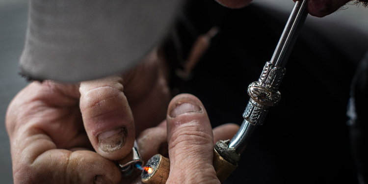 RFK Jr. želi pomoći u liječenju ovisnosti s ‘wellness farmama’