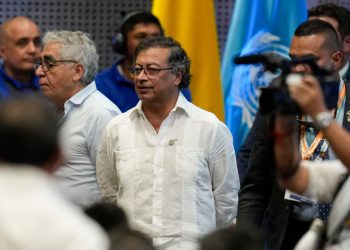 SAD i Kolumbija se sukobljavaju oko deportacija i podižu carine u znak Trumpovog obećanja da će ograničiti migraciju