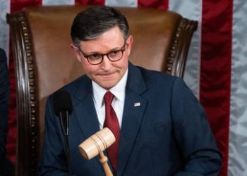 SAD mora započeti s masovnim deportacijama – Senatore