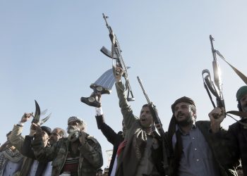 SAD pokušava ponovno označiti Hutije kao terorističku skupinu — RT World News