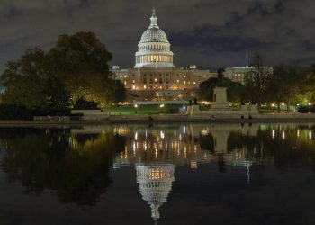SAD zamrznuo inozemnu pomoć nakon što je Trump naredio reviziju