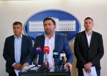 SASLUŠAN ZBOG STIPENDIJA Gradonačelnik Bijeljine pušten na slobodu