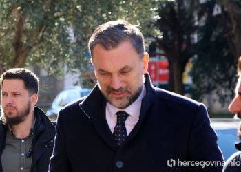 SDA i DF traže smjenu ministra Konakovića