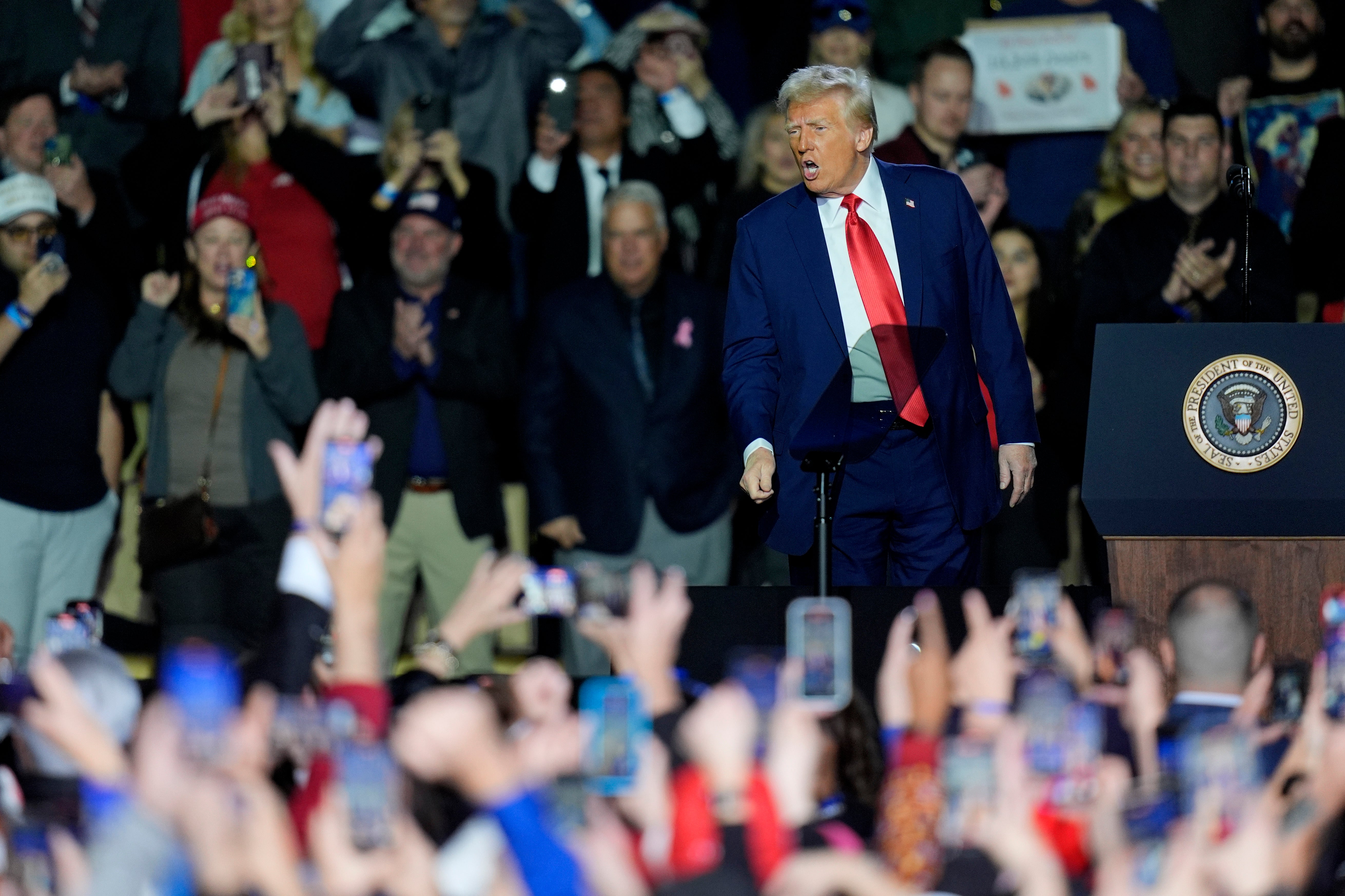Trump je predsjednik 331 milijuna Amerikanaca, prema američkim podacima o popisu stanovništva