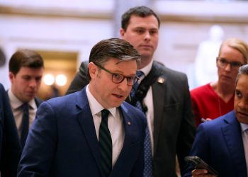 Samo dva demokrata u Zastupničkom domu pridružuju se republikancima u zabrani trans sportašicama u ženskom sportu