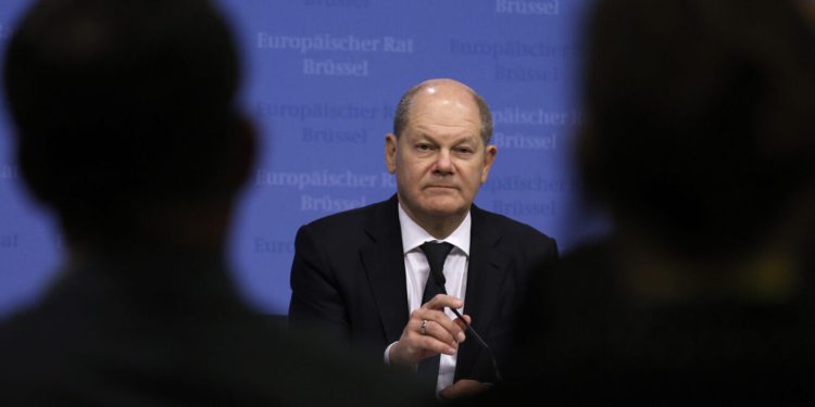 Scholz: Elon Musk je prijetnja europskoj demokraciji