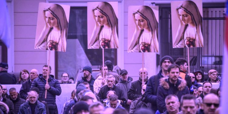 Sila koju ne mogu zaustaviti: U subotu muškarci mole diljem Hrvatske u rekordnom broju