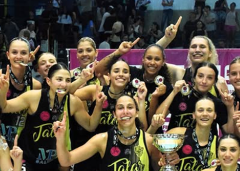 Skandal u Argentini, košarkaši su se nastavili u svlačionici