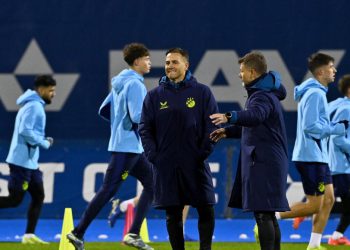 Sportske novosti – Cannavaro ‘osuđen’ na obranu sa strancima. Ono što smo gledali u Turskoj, na Emiratesu bi bilo samoubojstvo