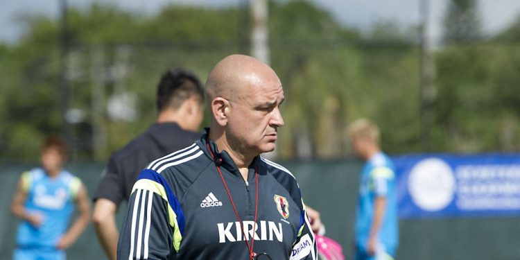 Sportske novosti – Cannavarov ‘narednik’ nagazio dinamovce. Hvatali su se za leđa, trener pored njega zvuči kao slavuj