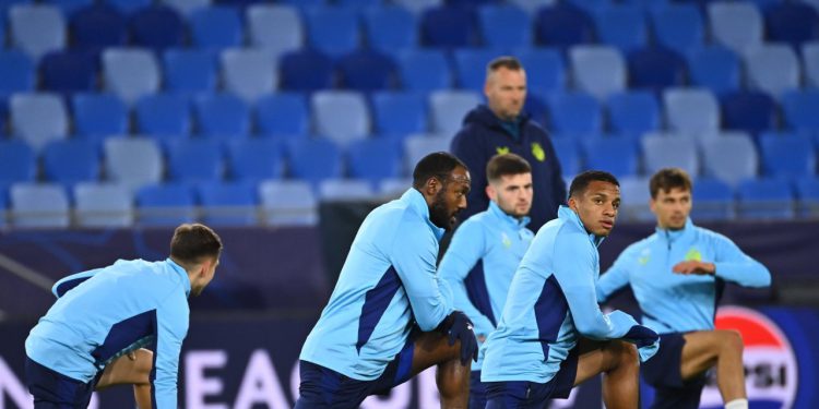 Sportske novosti – Dinamovac upao u ralje administracije! U hotel stigli posebni agenti, evo kako su Zajec i ekipa riješili problem