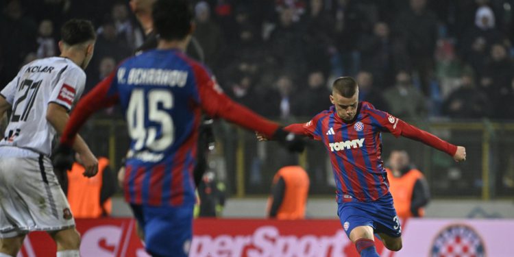 Sportske novosti – Hajduk spreman za juriš na titulu, ali tko će biti ‘žrtvovan’ kako bi financijer Bijelih mogao prodisati?
