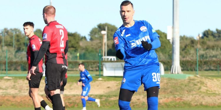 Sportske novosti – Ilija Nestorovski zabio hat-trick na generalki protiv slovenskog prvoligaša uoči nastavka prvenstva