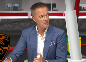 Sportske novosti – Jeličićev modni osvrt: ‘Kaput, vesta, šal, sav preplanuo. Ako Dinamo zbog njega ne poveća broj članica…’