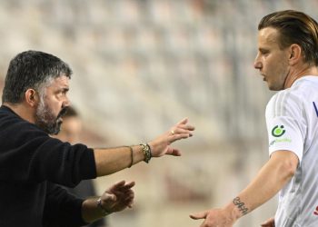 Sportske novosti – Livaja se najviše trudio, a Rakitić odigrao najgoru utakmicu u dresu Hajduka. Stoper poprilično nervozan