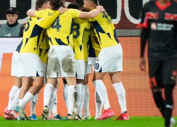 Sportske novosti – Livaković i Mourinho se provukli u play-off, Ivanoviću poništen pogodak, Matanović ponovno dobio minimalnu minutažu