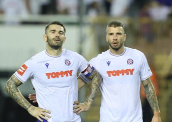 Sportske novosti – Nedjeljni nastup u Italiji nije promijenio baš ništa: Mlakar stiže u Hajduk, evo kada bi trebao zaigrati