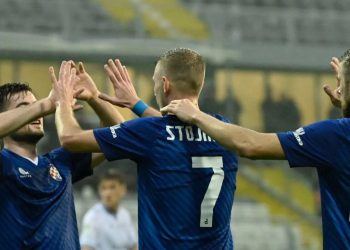 Sportske novosti – Skauti i menadžeri pogledavali se zbog Dinamovog dvojca. Nemoguće je zamisliti da neće biti u prvih 11