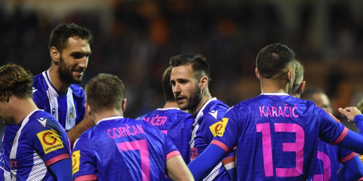 Sportske novosti – Trener Lokosa jasan: ‘Ja tu ne mogu ništa, Čop je donio odluku kakvu je donio, na njega više ne računamo’