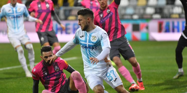 Sportske novosti – UŽIVO/VIDEO: GOOOL! Fenomenalan pogodak Pašalića, Rijeka puni mrežu Lokosa u spektaklu s pet golova