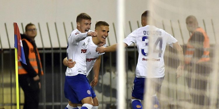 Sportske novosti – VIDEO: Milimetri presudili Hajduku, pogledajte zaleđe Livaje prije majstorske asistencije za Biuka