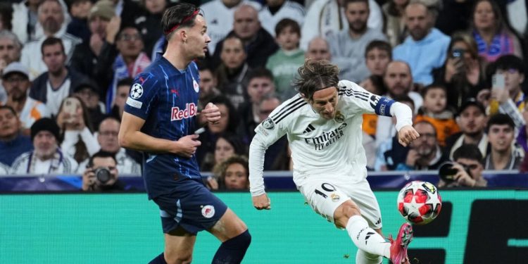 Sportske novosti – VIDEO: Modrić sa svoje polovice asistirao za pogodak, pogledajte majstorski potez Vatrenog