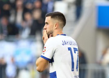 Sportske novosti – Vatromet na utakmici Osijeka: U okršaju s osam golova jedva izbjegli poraz, Jakupović dvostruki strijelac