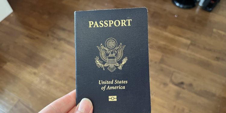 Sudac suspendirao Trumpov nalog o državljanstvu po rođenju — RT World News