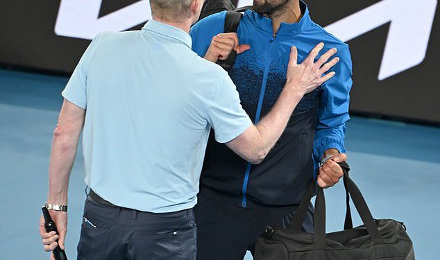 Svijet tenisa – i Elon Musk – podržavaju Novaka Đokovića u njegovom okršaju s ‘ludim’ Tonyjem Jonesom na Australian Openu