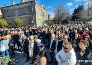 TREBINJE Građani ponovno prosvjeduju zbog brutalnog premlaćivanja maloljetnika