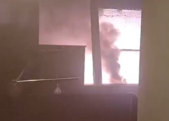 TRI POŽARA U 24 SATA Nakon stupa od struje, izgorjela dva telefonska stupa u Lapadu