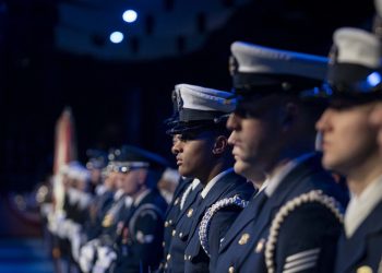 Trump cilja na “rodnu ideologiju” u vojsci – RT World News