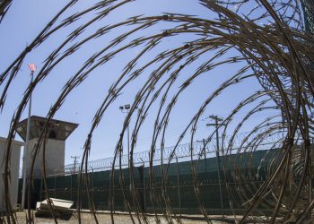 Trump da pošalje deportirane migrante u Guantanamo – RT World News