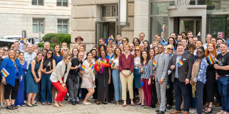 Trump stavlja osoblje USAID -a na dopust – RT World News