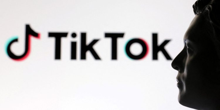 Trump traži kupca za Tiktok. Na listi potencijalnih vlasnika najpopularnije aplikacije u SAD-u našli se mnogi teškaši, pa i slavni YouTuber