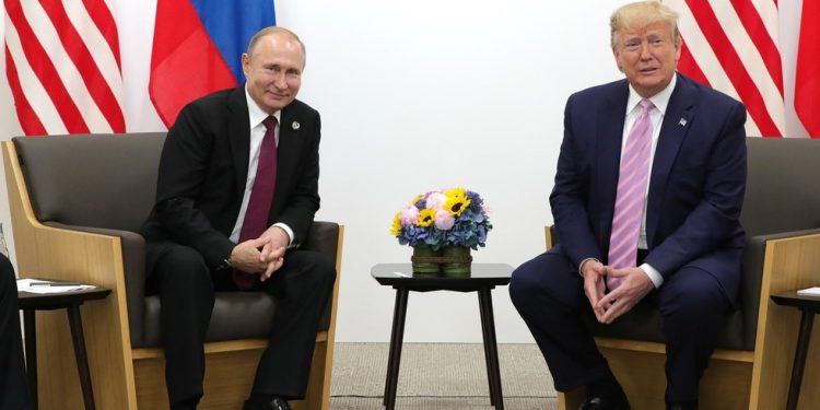 Trumpov savjetnik kaže da su pripreme za sastanak s Putinom u tijeku — RT Rusija i bivši Sovjetski Savez