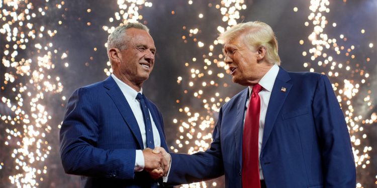 Trumpova administracija Live: RFK JR ide pred Senat na saslušanje o potvrdi za vođenje zdravstvenih agencija