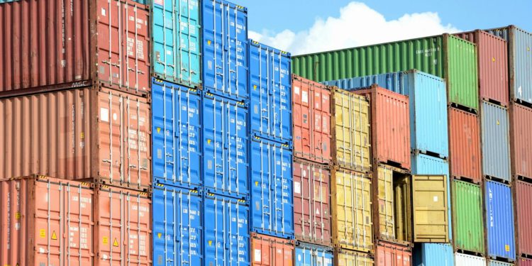 U jedanaest mjeseci izvoz porastao 3,3 posto, a uvoz 5,1 posto