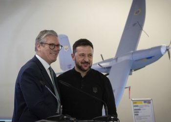 UK obećava ‘istražiti opcije’ za vojne baze u Ukrajini — RT World News