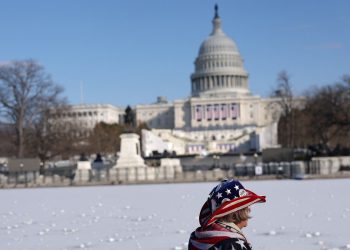 Unutar strke da se Trumpova inauguracija premjesti unutra jer je MAGAworld zatečen nespreman