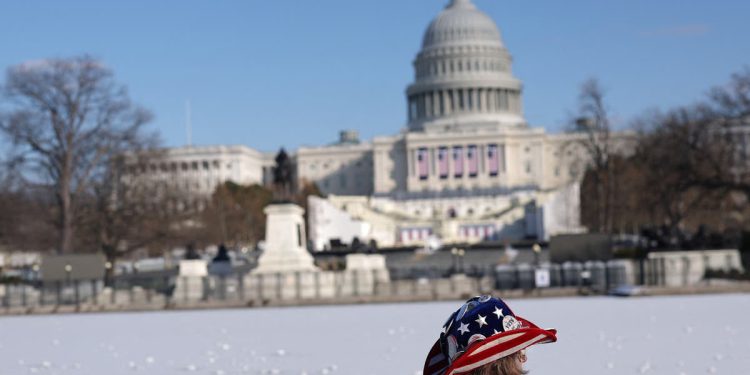 Unutar strke da se Trumpova inauguracija premjesti unutra jer je MAGAworld zatečen nespreman