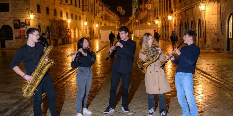 Uspjeh ravan zlatu na Olimpijadi: dubrovački srednjoškolci pozvani u Carnegie Hall!