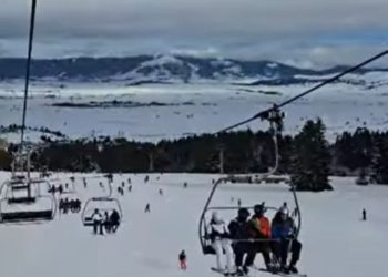 VIDEO Pola Dalmacije uživa na snijegu: ‘Mravinjak’ je na Kupresu