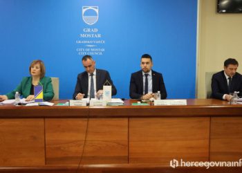 VIDEO Usvojene izmjene vezane za MostarPass, a odluka o prijevozu učenika vraćena na doradu