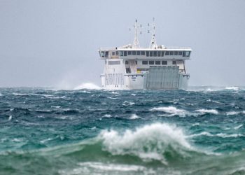 Večeras se ne može do Brača, otkazane linije