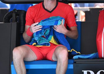 Veliko iznenađenje potreslo je Australian Open jer je jedno od najvećih imena turnira izbačeno u prvom kolu