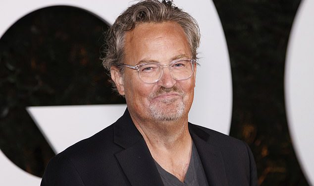 Vila Matthewa Perryja vrijedna 8,55 milijuna dolara u Pacific Palisadesu u kojoj je umro za dlaku nije uništena u šumskim požarima u LA-u dok se pustošenje nastavlja